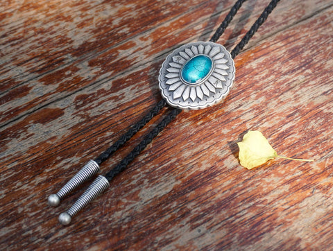 This awesome Vintage Cowboy bolo tie has a southwestern design, it is perfect gift for men, Suitable for wedding or daily wear-4