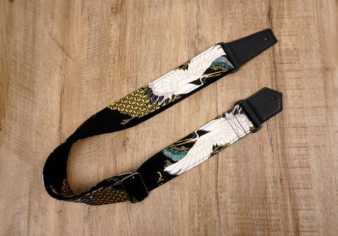 fly crane guitar strap on black with leather ends-2