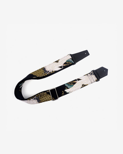fly crane guitar strap on black with leather ends-1