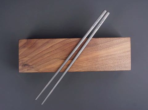 Personalized Titanium Chopsticks Set & Travel Case with Engraving - Customizable Gift for Foodies and Travelers-2