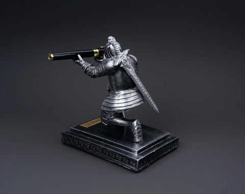 Personalized Desk Knight Pen Holder with name plate-6