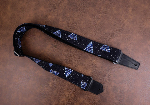 pine tree with snow guitar strap with leather ends-4