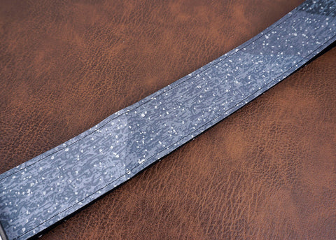 snow in mount guitar strap