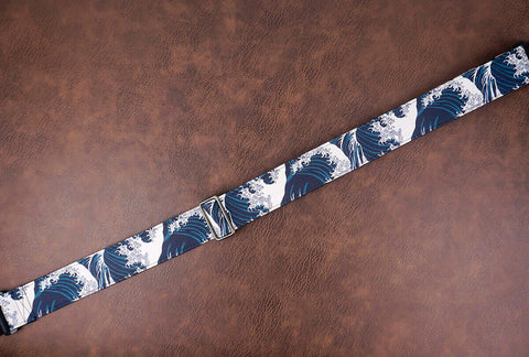 green waves guitar strap with leather ends-3