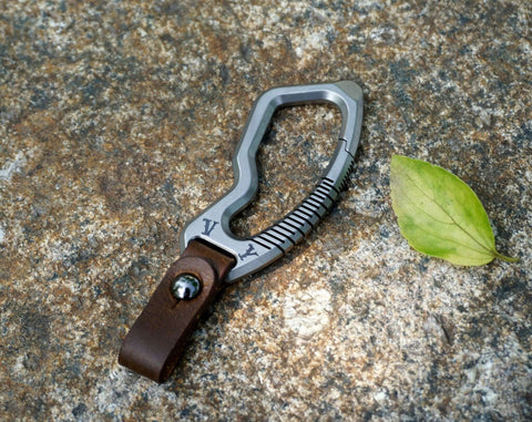 Personalized Titanium Carabiner Car Keychain with Genuine Leather, EDC gift for him-2