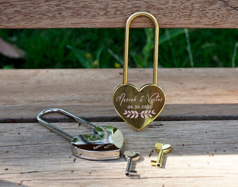 Personalized Engraved Heart Love Padlock with Key, Travel bridge long pole love locks-2