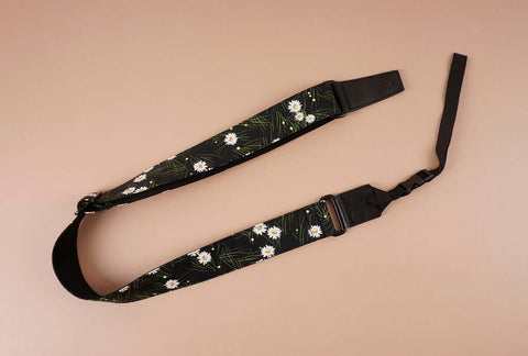 white daisy floral printed ukulele shoulder strap-front-2