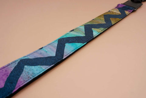 Color fantasy leather ends ukulele shoulder strap-rainbow-detail