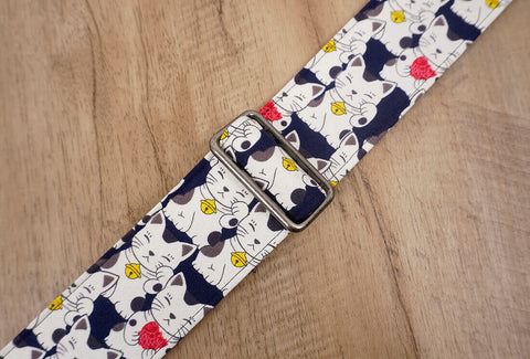 white lucky cat guitar strap with leather ends-4