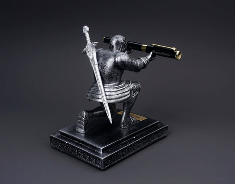 Personalized Desk Knight Pen Holder with name plate-5
