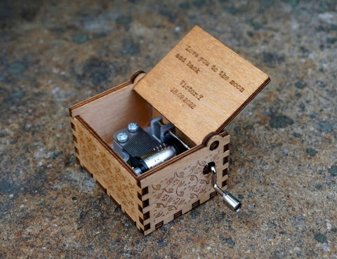 Custom Engraved Hand Crank Wooden Music Box-5