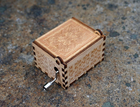 Custom Engraved Hand Crank Wooden Music Box-4